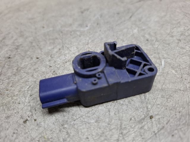 bontott DACIA DUSTER Jobb hátsó Oldal Ütközés Érzékelő