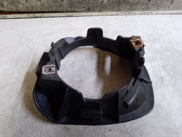 bontott DACIA DUSTER Jobb Ködfényszóró Lámpakeret