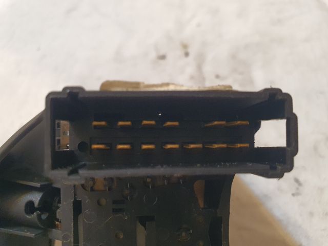 bontott DACIA DUSTER Jobb Kormánykapcsoló Ablaktörlő