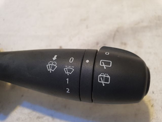 bontott DACIA DUSTER Jobb Kormánykapcsoló Ablaktörlő