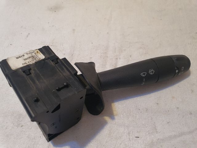 bontott DACIA DUSTER Jobb Kormánykapcsoló Ablaktörlő