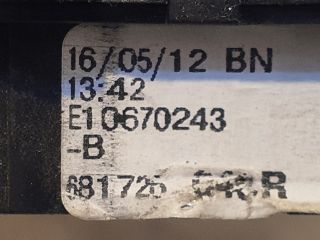 bontott DACIA DUSTER Jobb Kormánykapcsoló Ablaktörlő