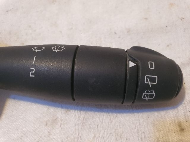 bontott DACIA DUSTER Jobb Kormánykapcsoló Ablaktörlő