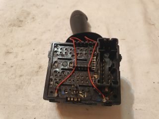 bontott DACIA DUSTER Jobb Kormánykapcsoló Ablaktörlő