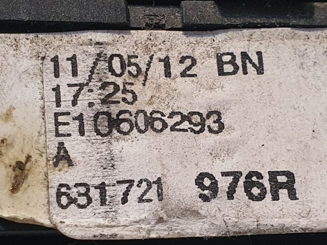 bontott DACIA DUSTER Jobb Kormánykapcsoló Ablaktörlő