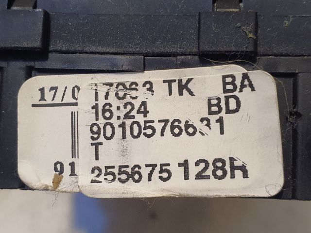 bontott DACIA DUSTER Jobb Kormánykapcsoló Ablaktörlő