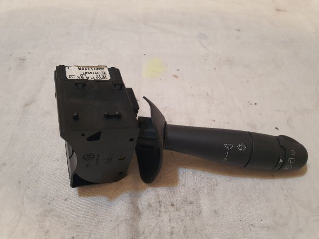 bontott DACIA DUSTER Jobb Kormánykapcsoló Ablaktörlő