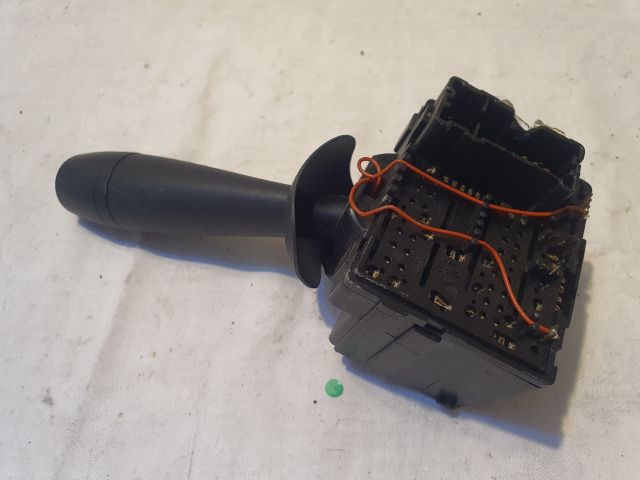 bontott DACIA DUSTER Jobb Kormánykapcsoló Ablaktörlő