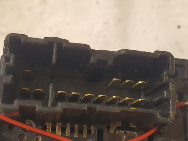 bontott DACIA DUSTER Jobb Kormánykapcsoló Ablaktörlő