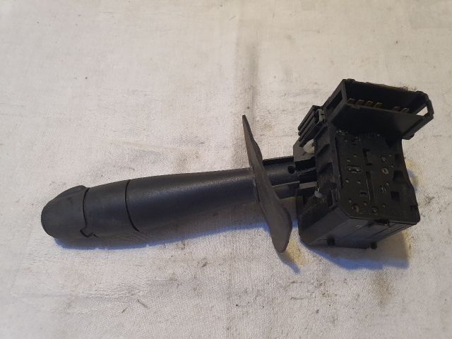 bontott DACIA DUSTER Jobb Kormánykapcsoló Ablaktörlő