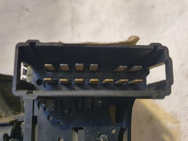 bontott DACIA DUSTER Jobb Kormánykapcsoló Ablaktörlő