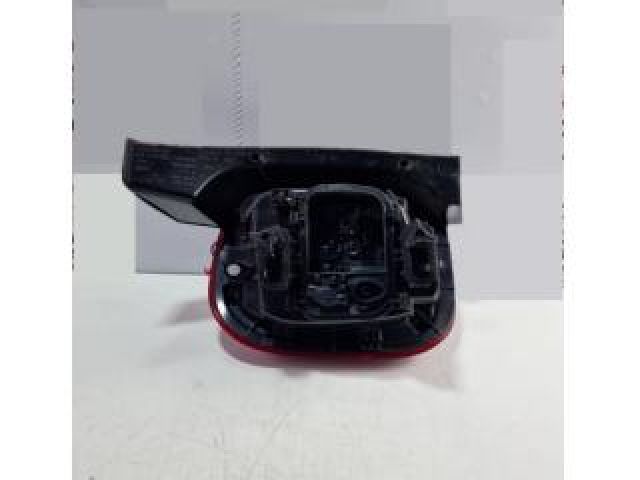 bontott DACIA DUSTER Jobb Külső Hátsó Lámpa