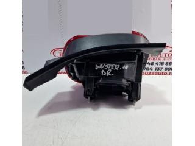 bontott DACIA DUSTER Jobb Külső Hátsó Lámpa