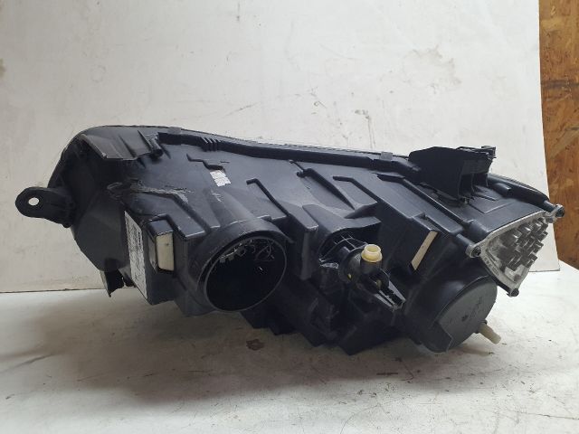 bontott DACIA DUSTER Jobb Ledes Fényszóró