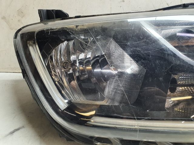 bontott DACIA DUSTER Jobb Ledes Fényszóró