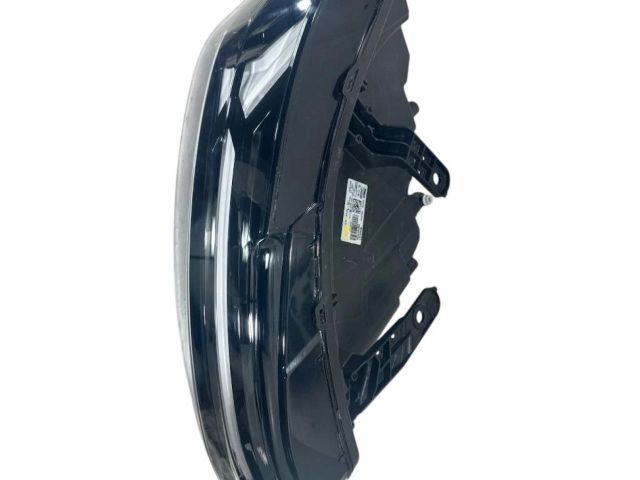 bontott DACIA DUSTER Jobb Ledes Fényszóró