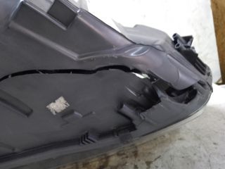 bontott DACIA DUSTER Jobb Ledes Fényszóró