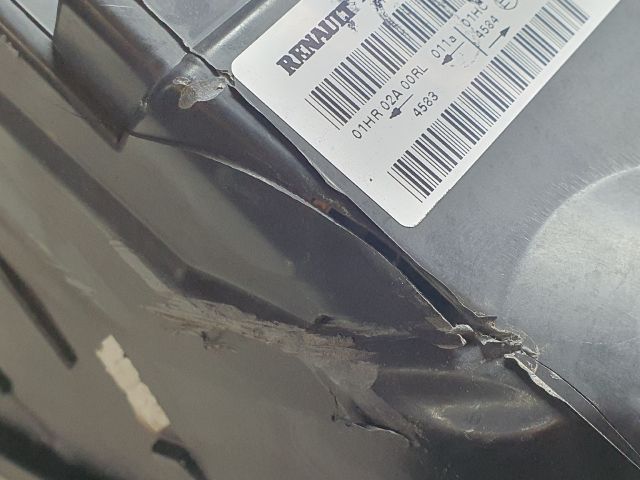 bontott DACIA DUSTER Jobb Ledes Fényszóró