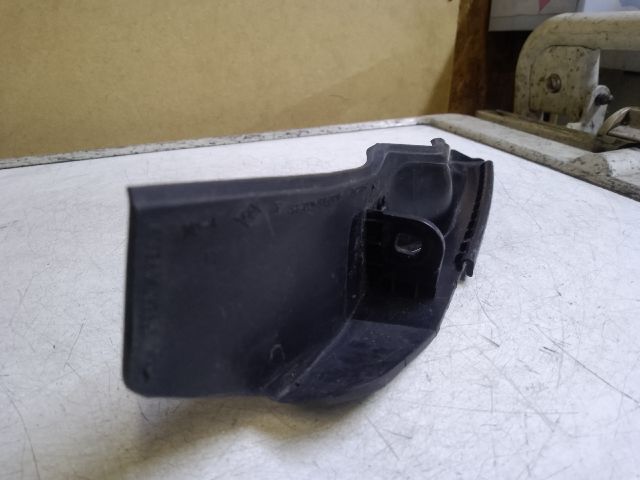 bontott DACIA DUSTER Jobb Levélrács Záróvég