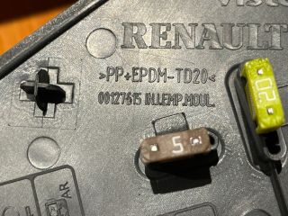 bontott DACIA DUSTER Jobb Műszerfal Oldalkárpit