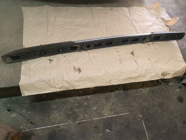 bontott DACIA DUSTER Jobb Tetősín