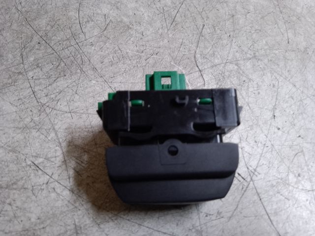 bontott DACIA DUSTER Kapcsoló (Magában)