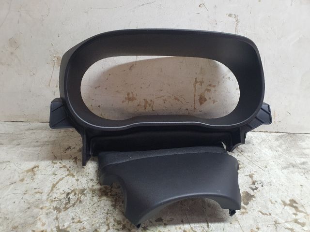 bontott DACIA DUSTER Kilométeróra Keret