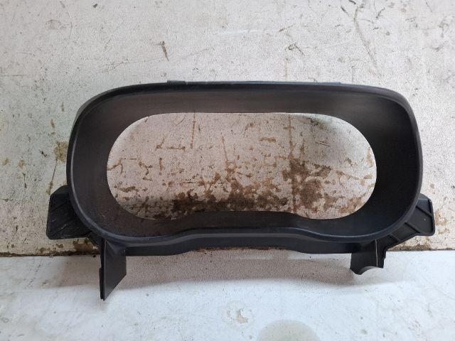 bontott DACIA DUSTER Kilométeróra Keret