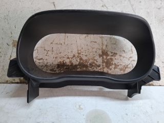 bontott DACIA DUSTER Kilométeróra Keret