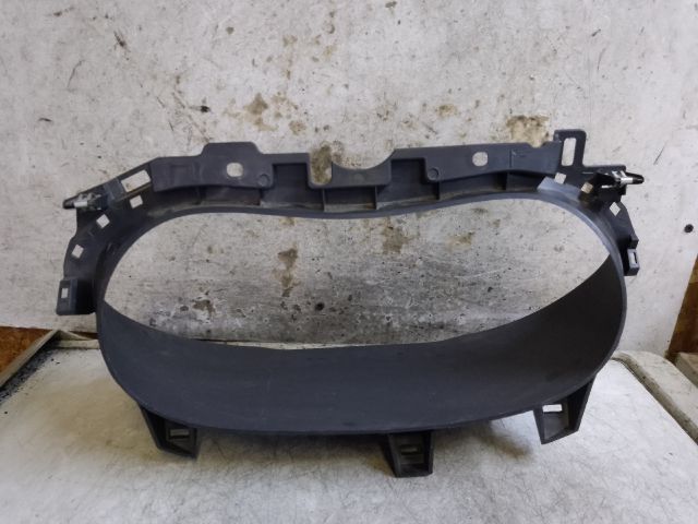 bontott DACIA DUSTER Kilométeróra Keret