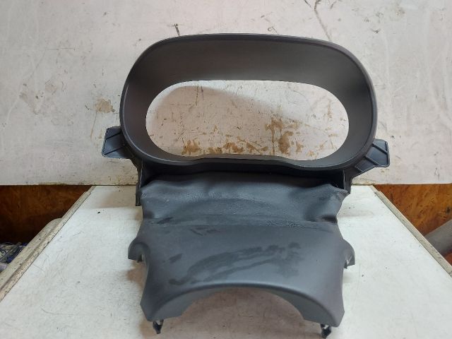 bontott DACIA DUSTER Kilométeróra Keret