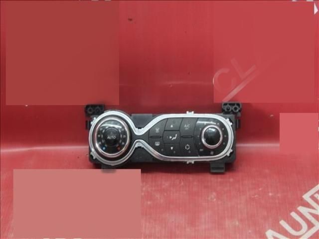 bontott DACIA DUSTER Klíma Kapcsoló