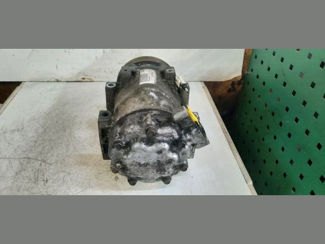 bontott DACIA DUSTER Klímakompresszor