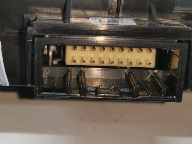 bontott DACIA DUSTER Kombinált Kapcsoló