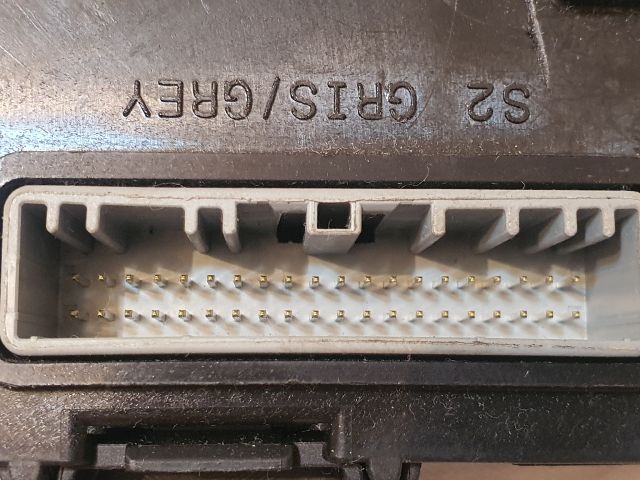 bontott DACIA DUSTER Komfort Elektronika