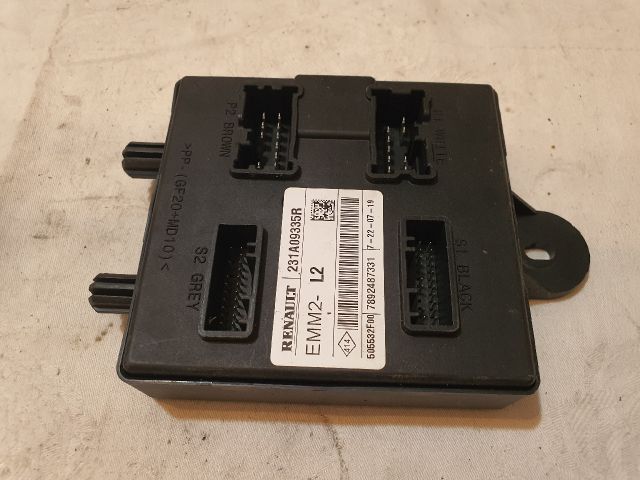 bontott DACIA DUSTER Komfort Elektronika