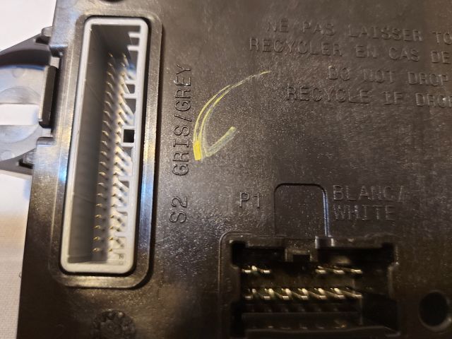 bontott DACIA DUSTER Komfort Elektronika