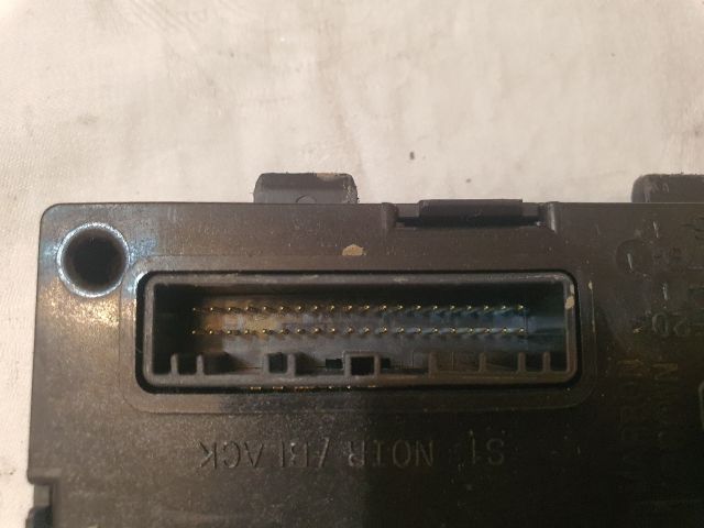 bontott DACIA DUSTER Komfort Elektronika