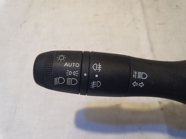 bontott DACIA DUSTER Komplett Kormánykapcsoló (Bajuszkapcsoló)