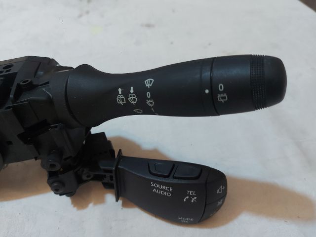 bontott DACIA DUSTER Komplett Kormánykapcsoló (Bajuszkapcsoló)