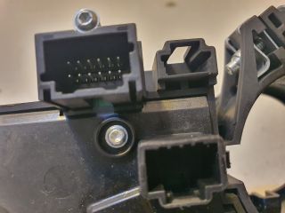 bontott DACIA DUSTER Komplett Kormánykapcsoló (Bajuszkapcsoló)