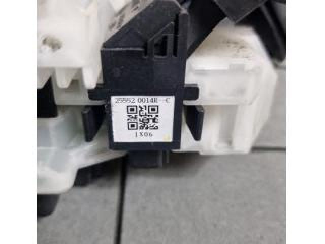 bontott DACIA DUSTER Komplett Kormánykapcsoló (Bajuszkapcsoló)