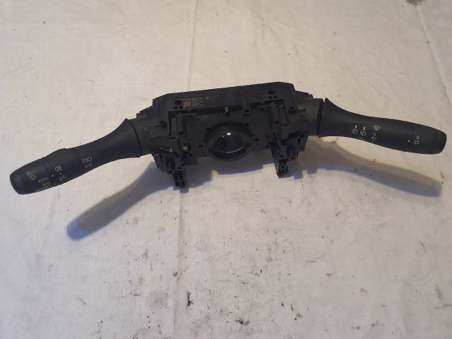 bontott DACIA DUSTER Komplett Kormánykapcsoló (Bajuszkapcsoló)