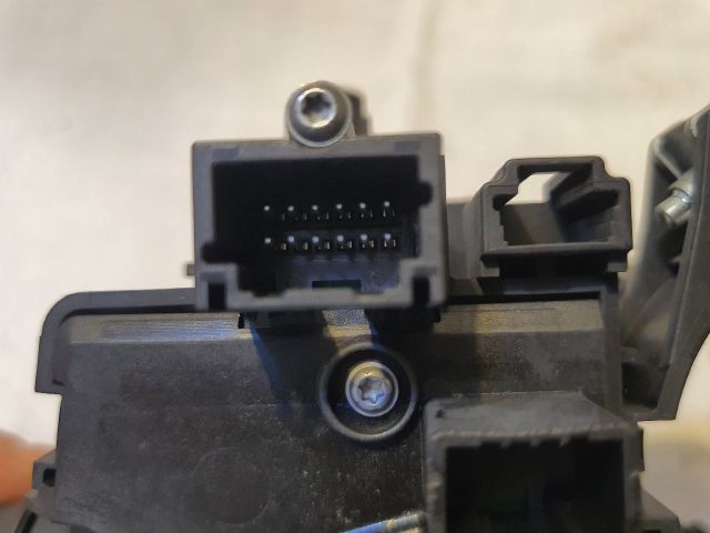 bontott DACIA DUSTER Komplett Kormánykapcsoló (Bajuszkapcsoló)