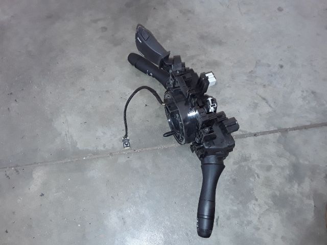 bontott DACIA DUSTER Komplett Kormánykapcsoló (Bajuszkapcsoló)