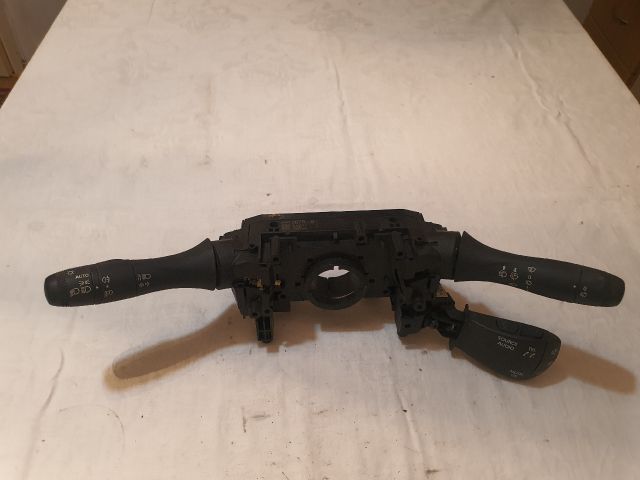 bontott DACIA DUSTER Komplett Kormánykapcsoló (Bajuszkapcsoló)