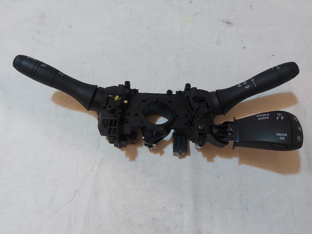 bontott DACIA DUSTER Komplett Kormánykapcsoló (Bajuszkapcsoló)