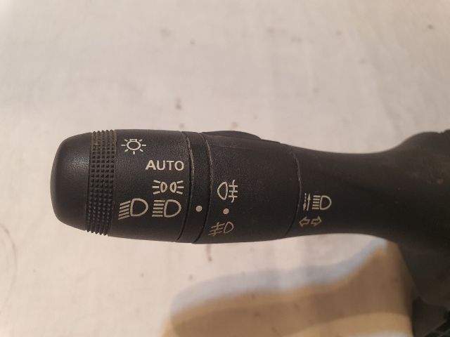 bontott DACIA DUSTER Komplett Kormánykapcsoló (Bajuszkapcsoló)