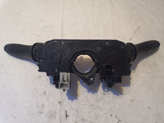 bontott DACIA DUSTER Komplett Kormánykapcsoló (Bajuszkapcsoló)