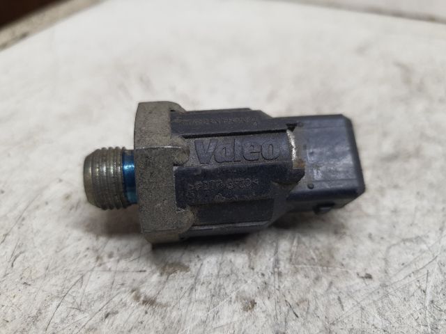 bontott DACIA DUSTER Kopogás Jeladó